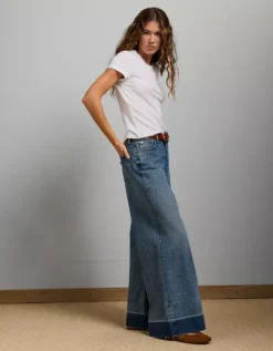 AE77 Premium Super Wide Jean Medium Wash 12 AE77 Premium Super Wide Jean Medium Wash -American Eagle Fashion 7302 4815 936 os