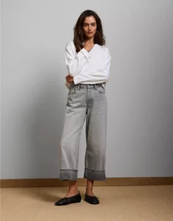 AE77 Premium Wide Crop Cuff Jean Grey